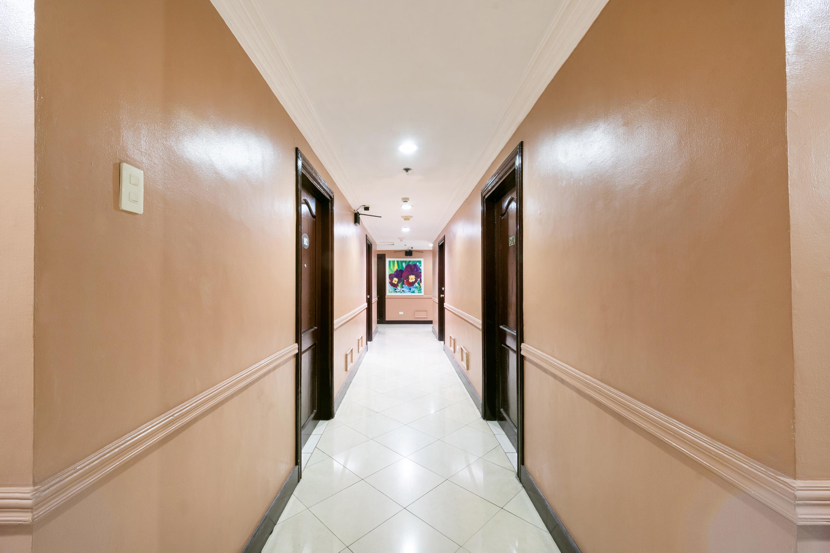 โอโย 115 นอร์ทริดจ์ แมนชั่น Hotel เกซอนซิตี้ ภายนอก รูปภาพ
