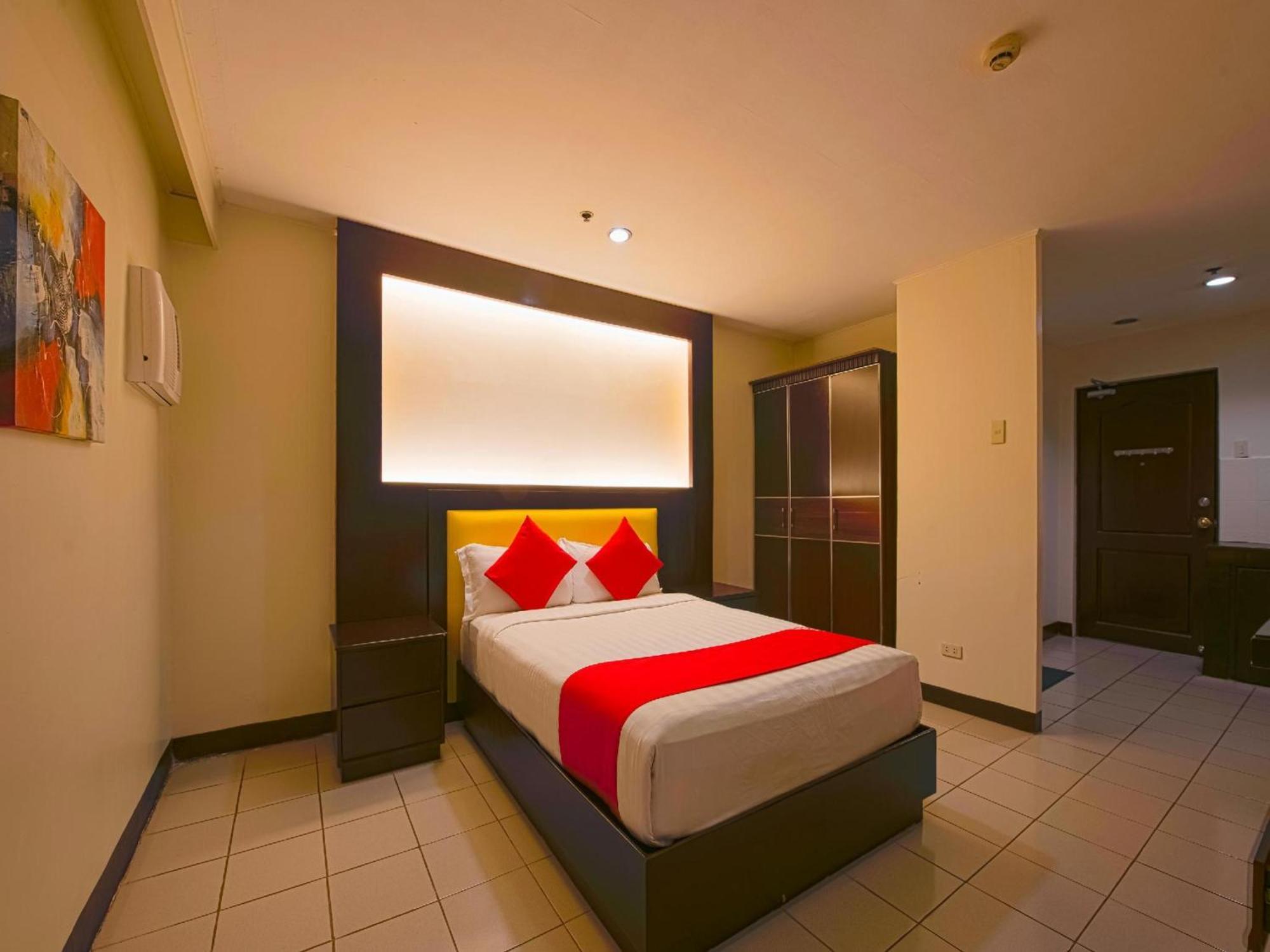 โอโย 115 นอร์ทริดจ์ แมนชั่น Hotel เกซอนซิตี้ ภายนอก รูปภาพ