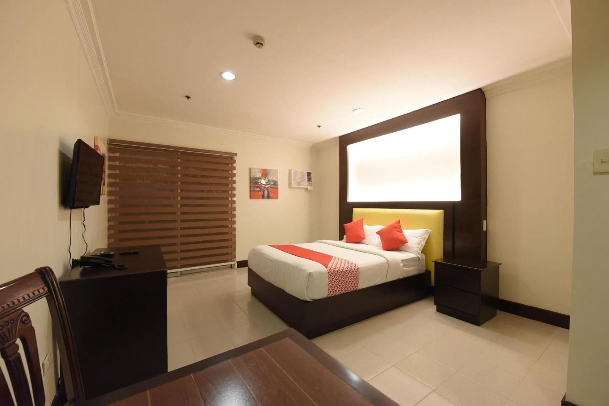 โอโย 115 นอร์ทริดจ์ แมนชั่น Hotel เกซอนซิตี้ ภายนอก รูปภาพ