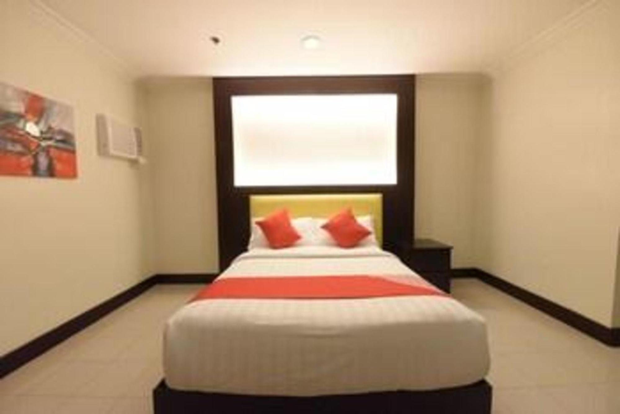 โอโย 115 นอร์ทริดจ์ แมนชั่น Hotel เกซอนซิตี้ ภายนอก รูปภาพ