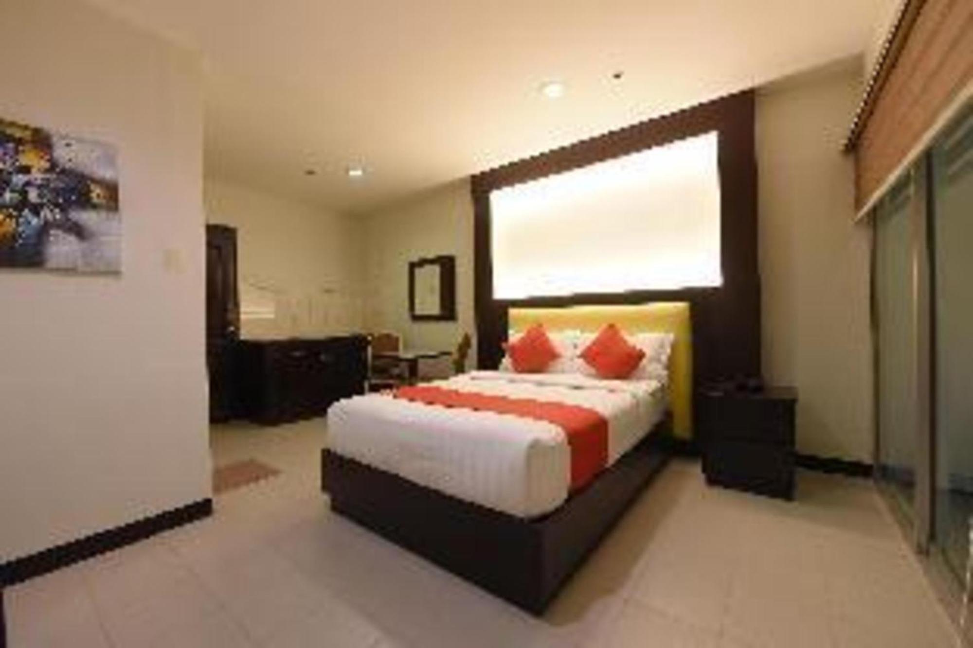 โอโย 115 นอร์ทริดจ์ แมนชั่น Hotel เกซอนซิตี้ ภายนอก รูปภาพ