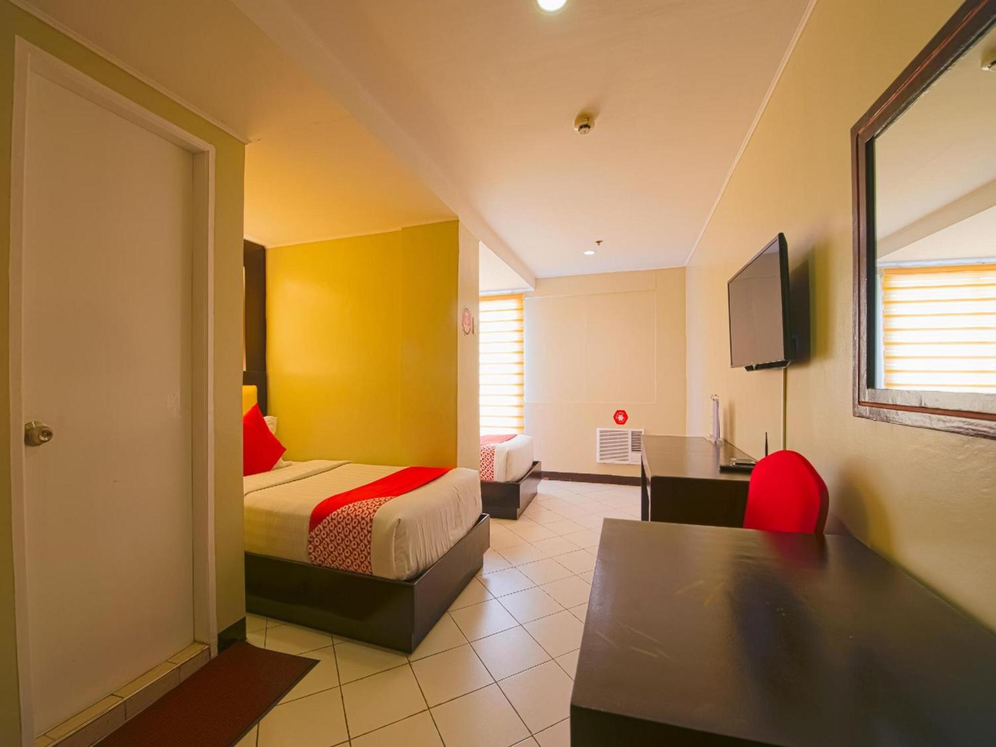 โอโย 115 นอร์ทริดจ์ แมนชั่น Hotel เกซอนซิตี้ ภายนอก รูปภาพ