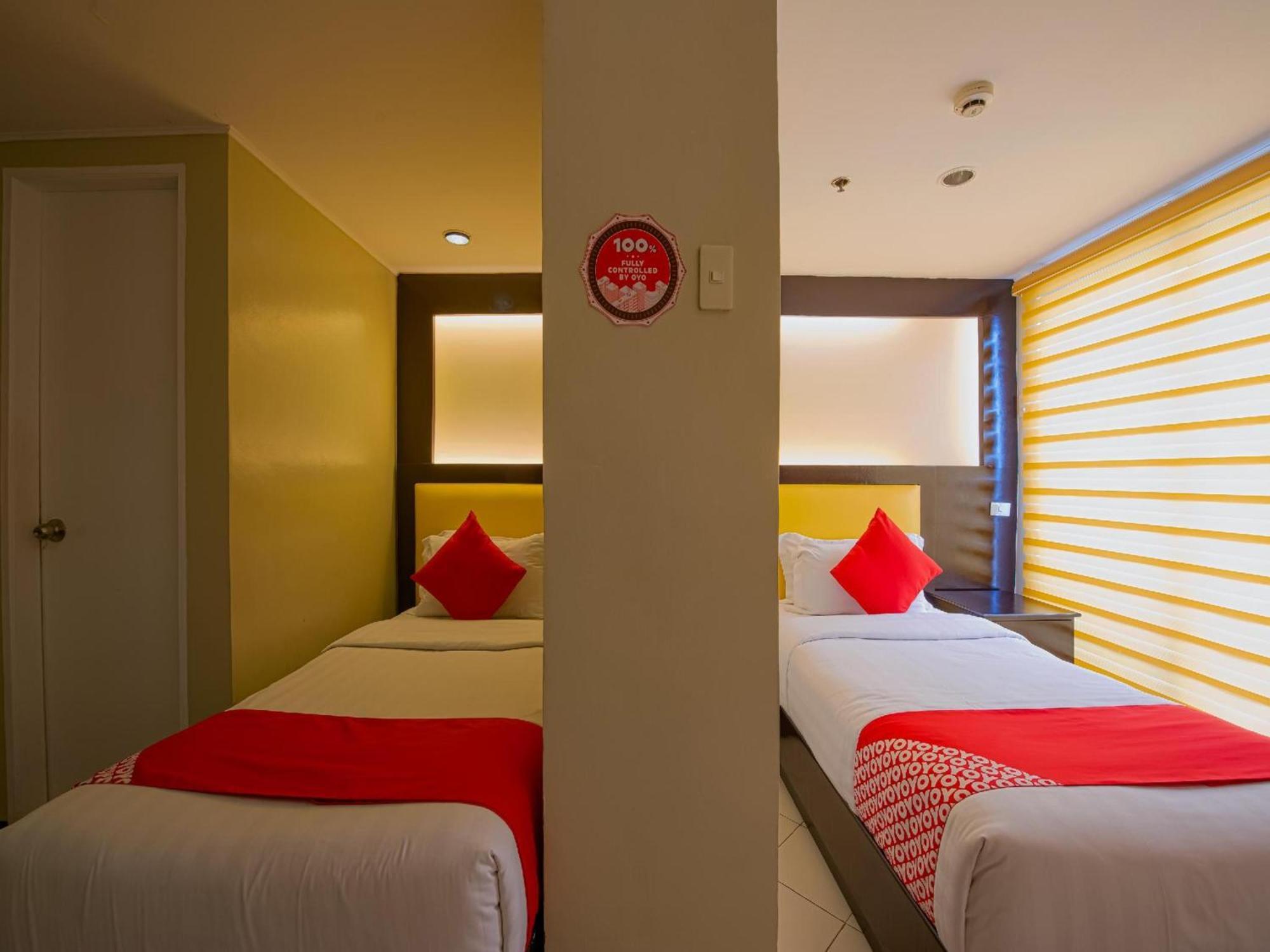 โอโย 115 นอร์ทริดจ์ แมนชั่น Hotel เกซอนซิตี้ ภายนอก รูปภาพ