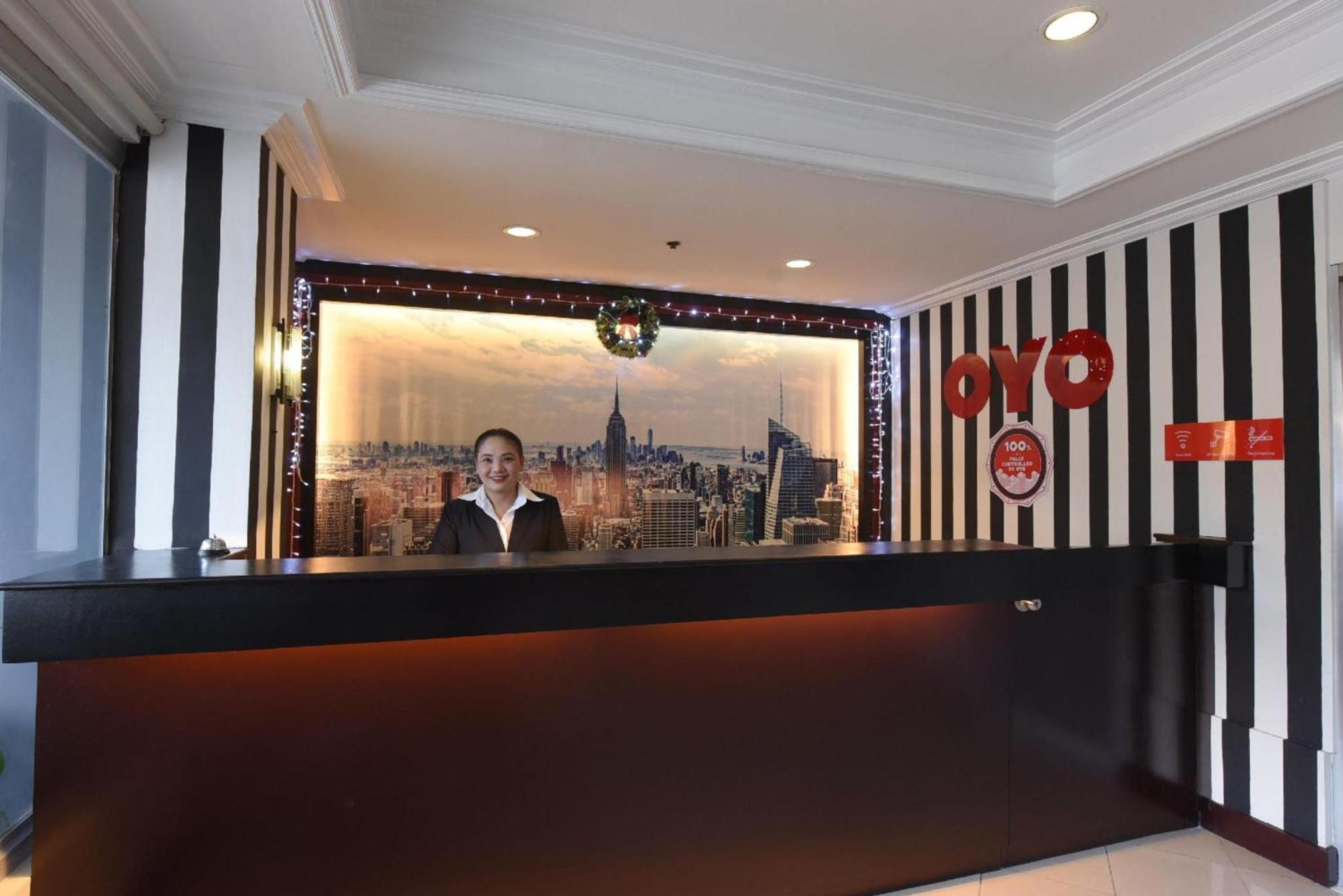 โอโย 115 นอร์ทริดจ์ แมนชั่น Hotel เกซอนซิตี้ ภายนอก รูปภาพ
